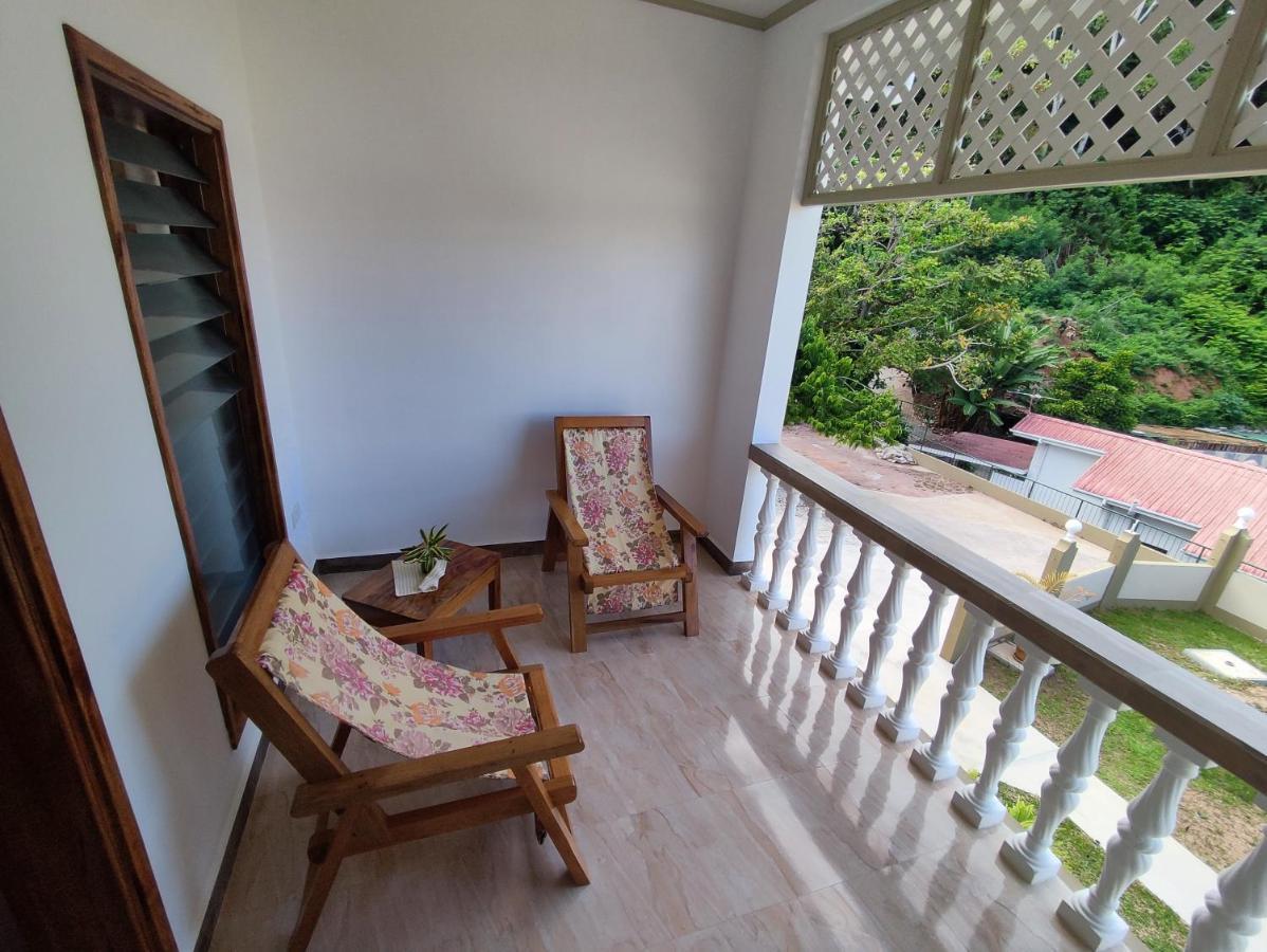 La Residence D'Almee Guesthouse Baie Sainte Anne Exteriér fotografie