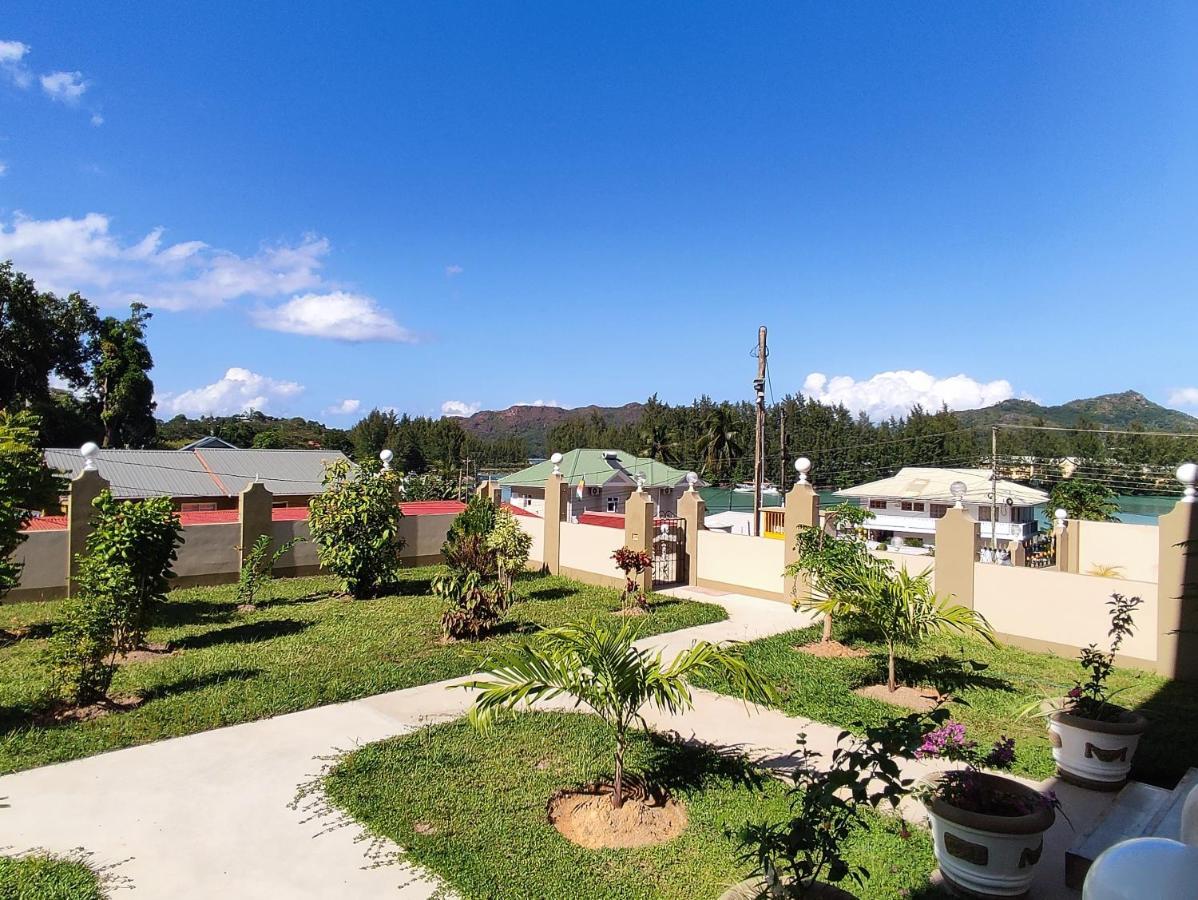 La Residence D'Almee Guesthouse Baie Sainte Anne Exteriér fotografie